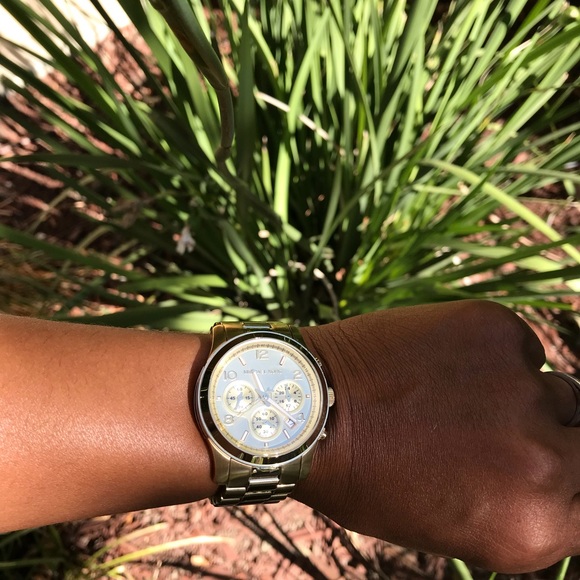 💥💥SOLD 💥💥💥 Gold Michel kors - Picture 4 of 8